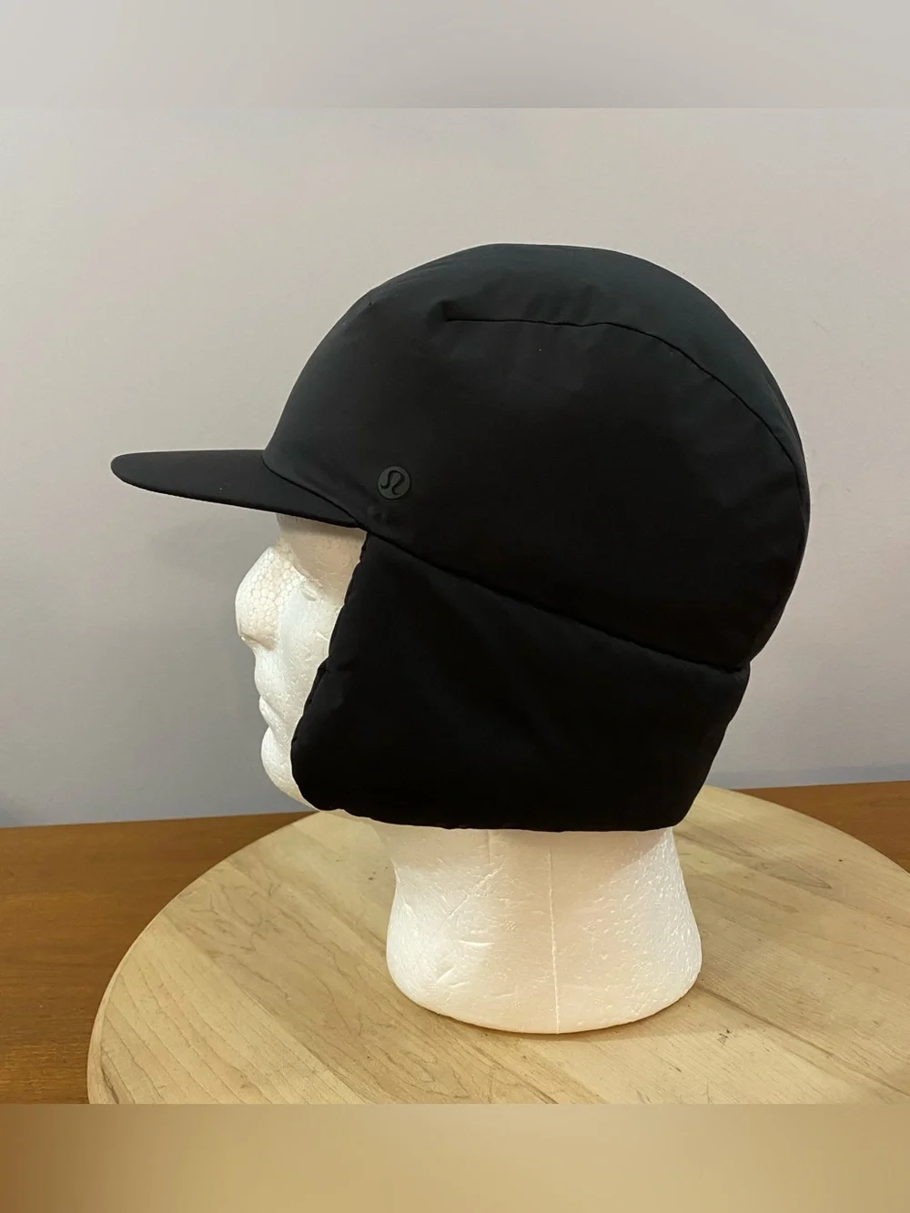 Lululemon Navigation Loft Trapper Hat Black XS/S Insulated Puffer Ear Flap Cap